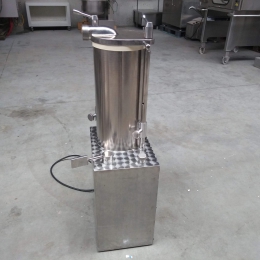 Piston filler 